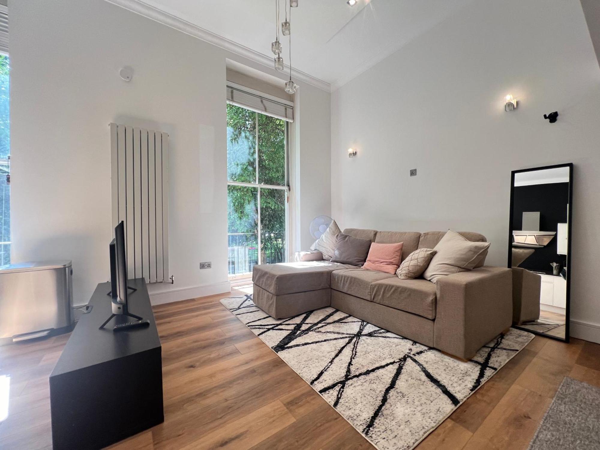 3.5 High Ceilings - Centrally Located Лондон Экстерьер фото